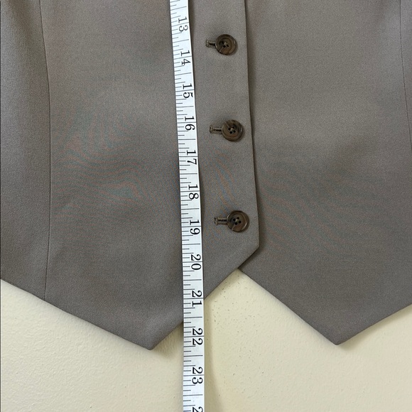 Aritzia Babaton Deniro Vest Taupe size 10 - Picture 10 of 10